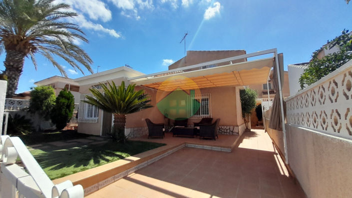 Image No.8-3 Bed House for sale