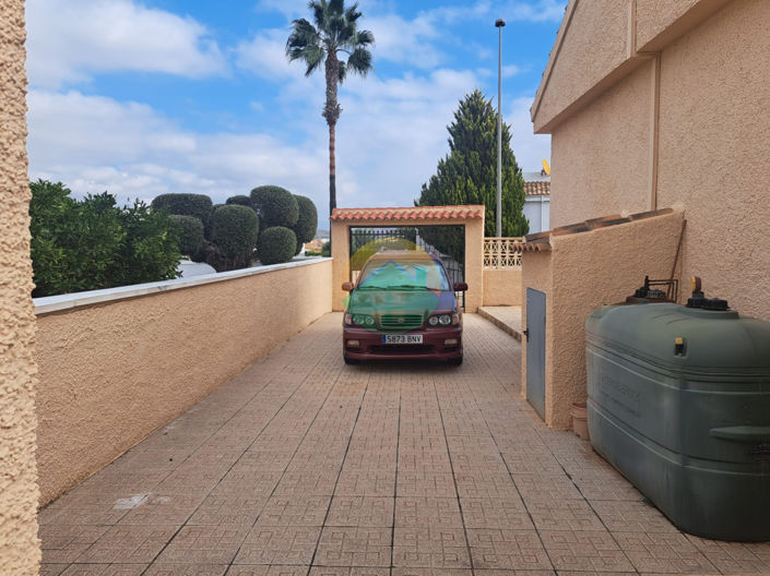 Image No.24-3 Bed Villa for sale