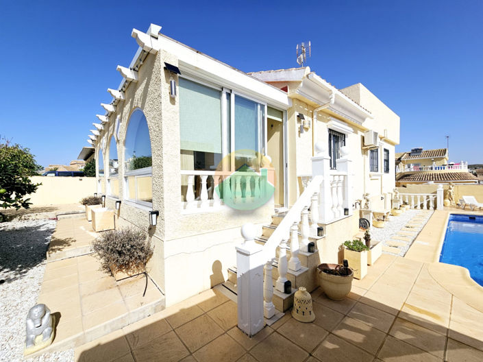 Image No.10-2 Bed Villa for sale