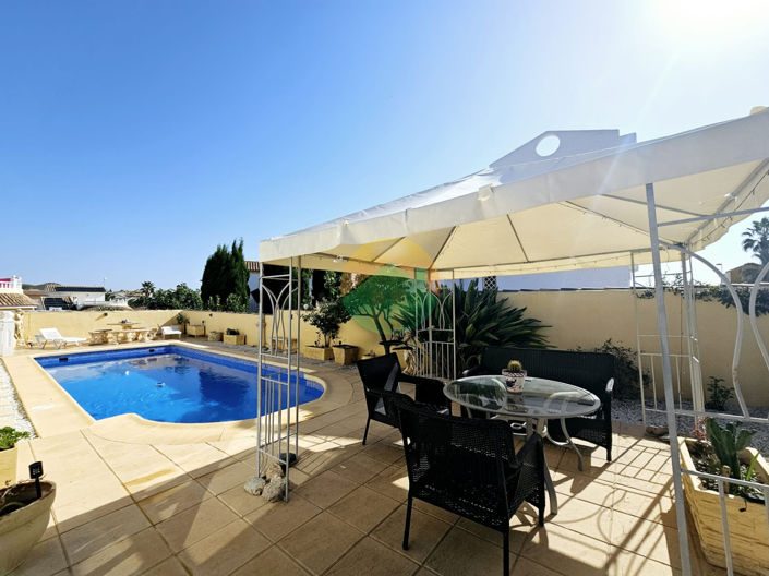 Image No.2-2 Bed Villa for sale