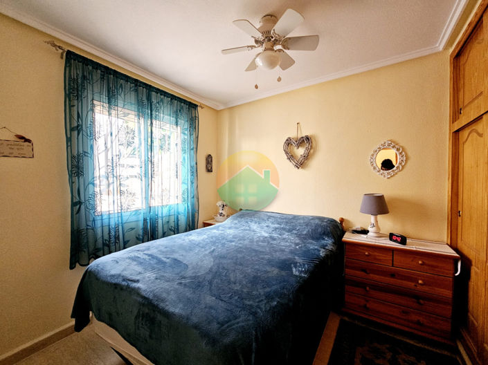 Image No.17-3 Bed Semi-Detached for sale