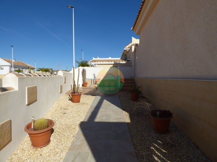 Image No.8-3 Bed Semi-Detached for sale