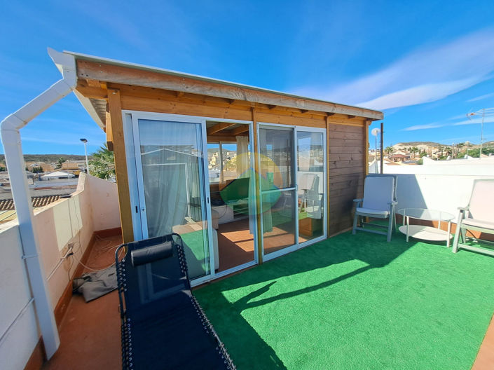 Image No.19-2 Bed Semi-Detached for sale