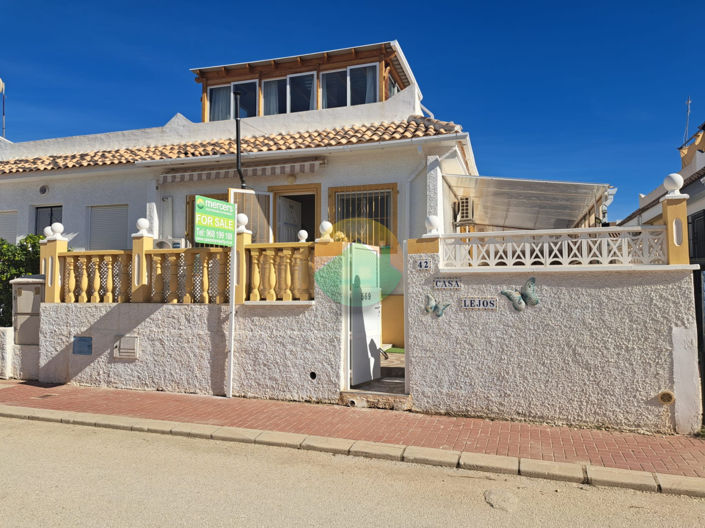 Image No.8-2 Bed Semi-Detached for sale