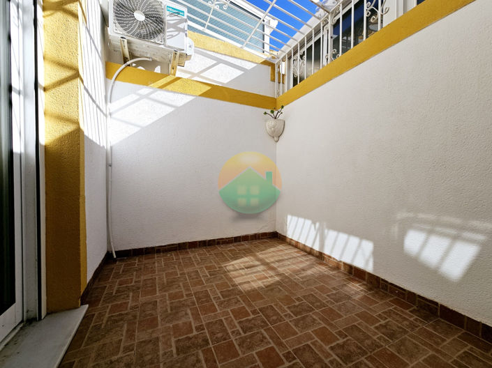 Image No.21-2 Bed Semi-Detached for sale