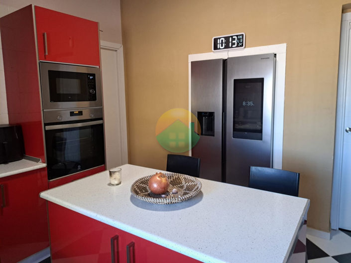 Image No.16-3 Bed Townhouse for sale