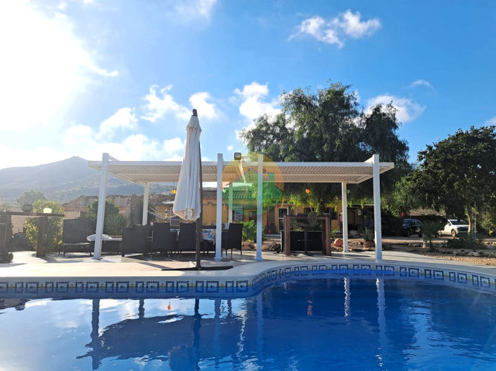 Image No.4-3 Bed Townhouse for sale