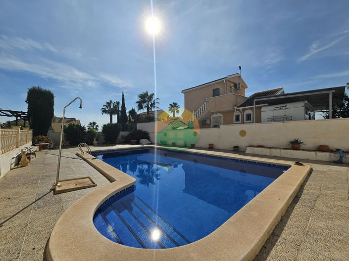 Image No.2-3 Bed Villa for sale