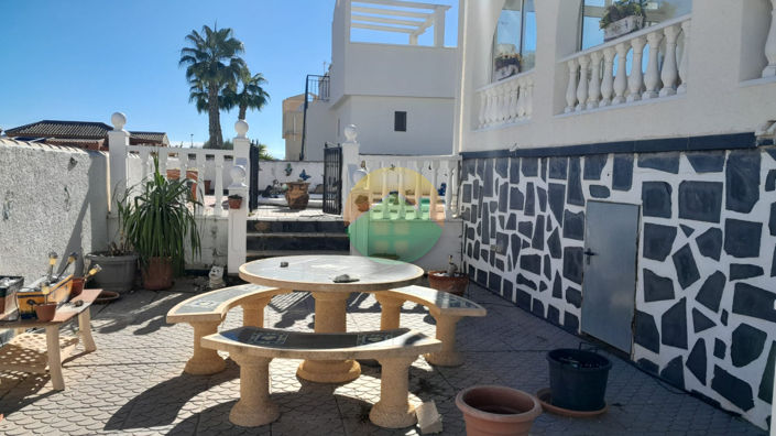 Image No.10-2 Bed Villa for sale