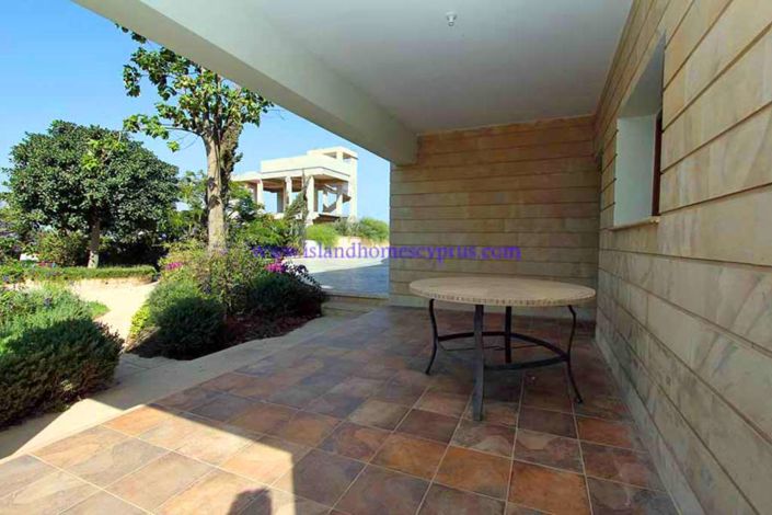 Image No.43-5 Bed Villa / Detached for sale