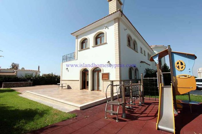 Image No.7-5 Bed Villa / Detached for sale