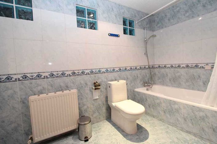 Image No.26-6 Bed Villa / Detached for sale