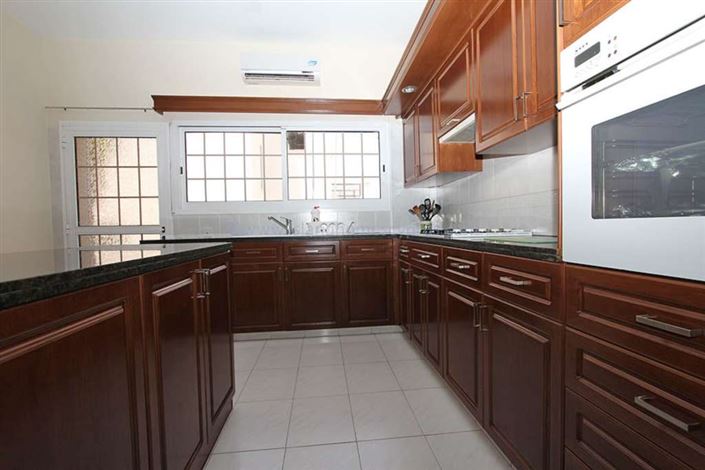 Image No.13-5 Bed Villa / Detached for sale