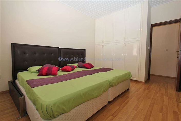 Image No.16-5 Bed Villa / Detached for sale