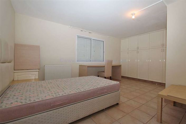 Image No.30-5 Bed Villa / Detached for sale