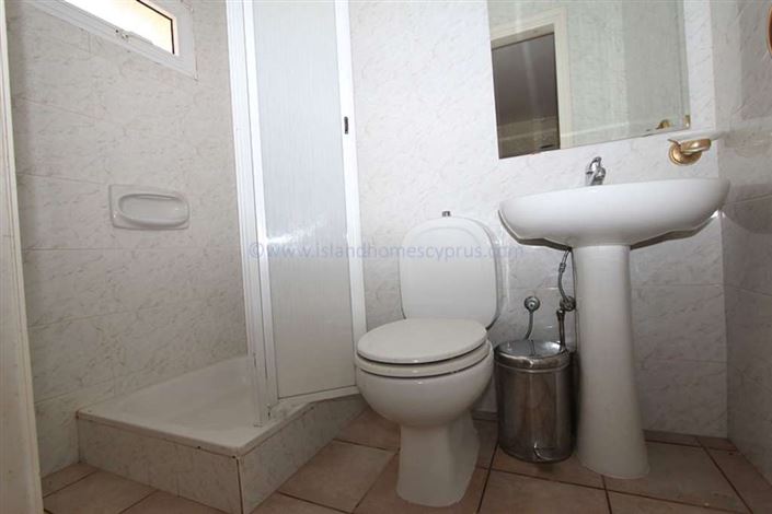 Image No.32-5 Bed Villa / Detached for sale