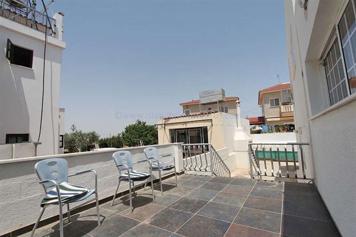 Image No.39-5 Bed Villa / Detached for sale