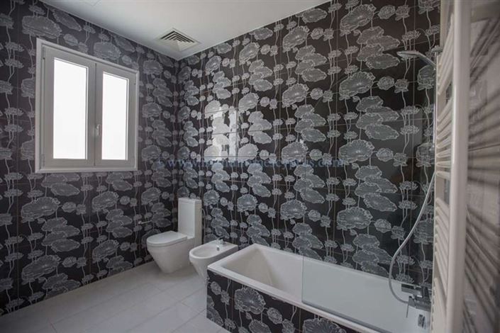 Image No.32-6 Bed Villa / Detached for sale