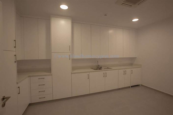 Image No.34-6 Bed Villa / Detached for sale