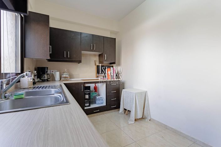 Image No.13-3 Bed Semi-Detached for sale