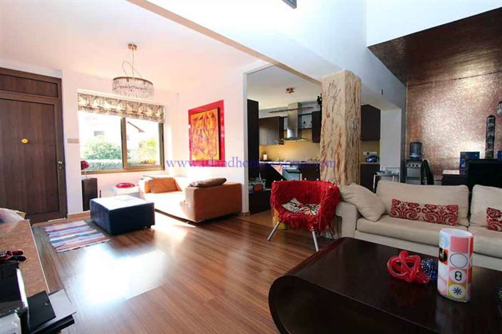 Image No.8-2 Bed Villa / Detached for sale