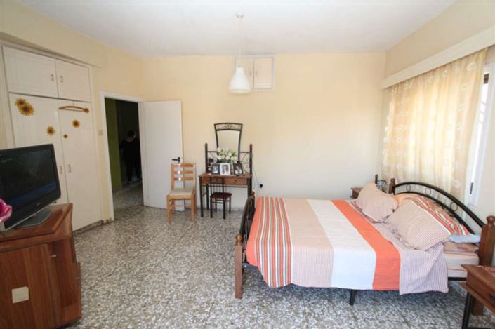 Image No.10-3 Bed Apartment for sale