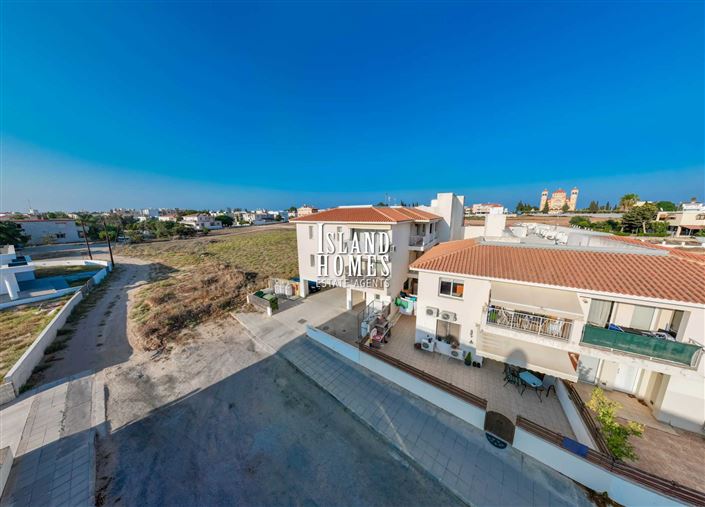 Image No.16-2 Bed Apartment for sale