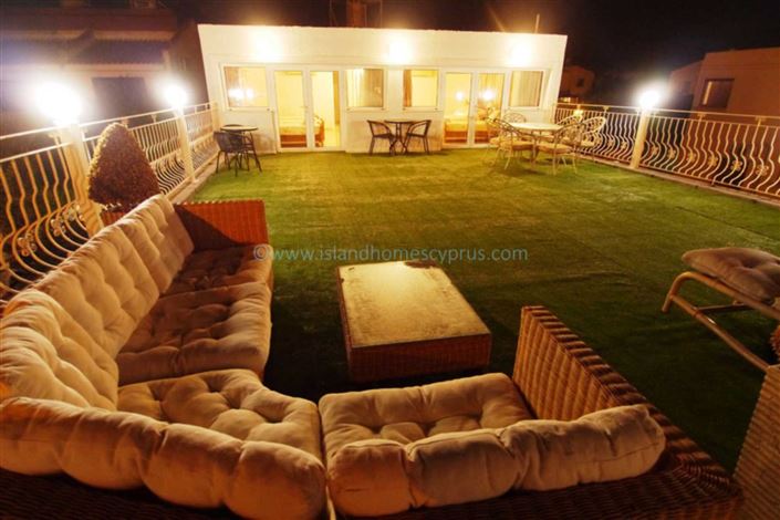 Image No.5-3 Bed Property for sale