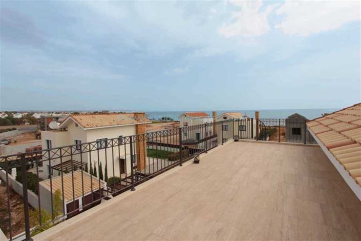 Image No.7-4 Bed Villa / Detached for sale