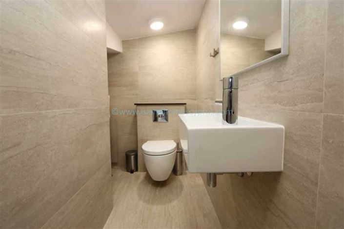 Image No.28-7 Bed Villa / Detached for sale