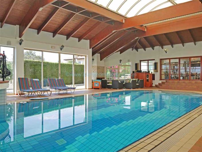 Image No.2-5 Bed Villa / Detached for sale