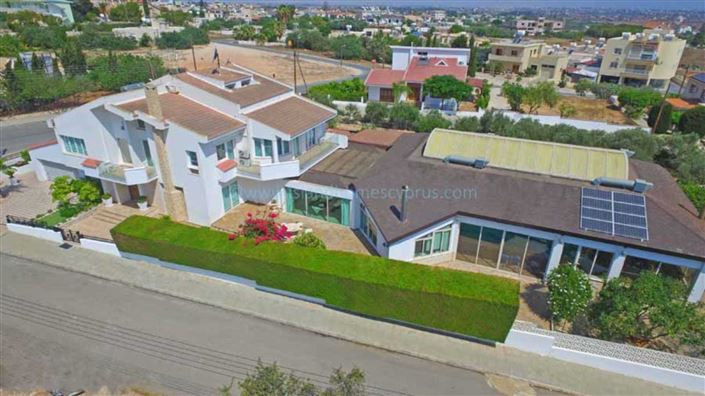 Image No.6-5 Bed Villa / Detached for sale