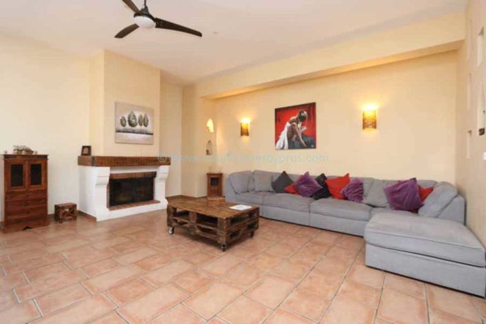 Image No.10-5 Bed Villa / Detached for sale