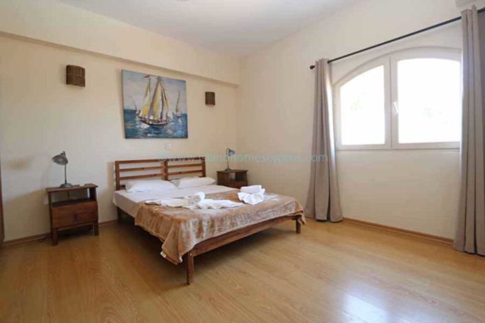 Image No.18-5 Bed Villa / Detached for sale