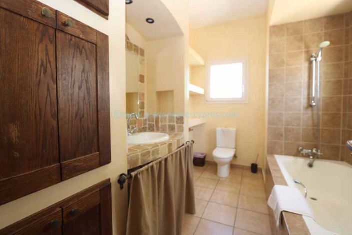 Image No.19-5 Bed Villa / Detached for sale