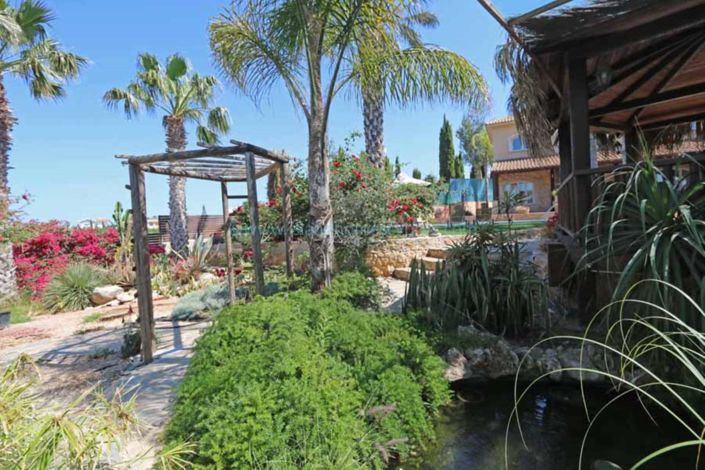 Image No.31-5 Bed Villa / Detached for sale