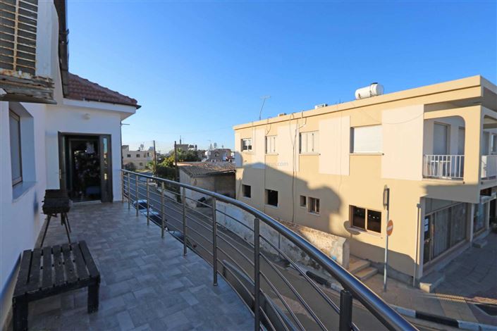 Image No.11-3 Bed Apartment for sale