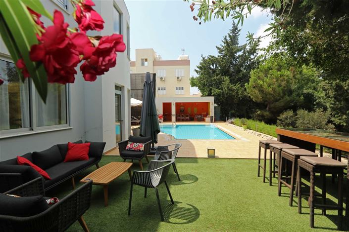 Image No.30-5 Bed Villa / Detached for sale