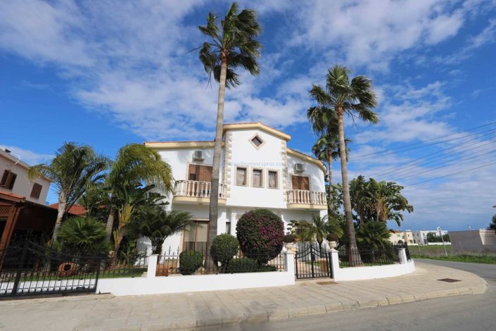 Image No.26-Villa / Détaché de 4 chambres à vendre à Paralimni