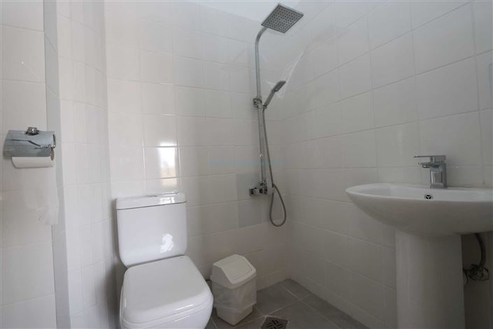 Image No.12-20 Bed Villa / Detached for sale