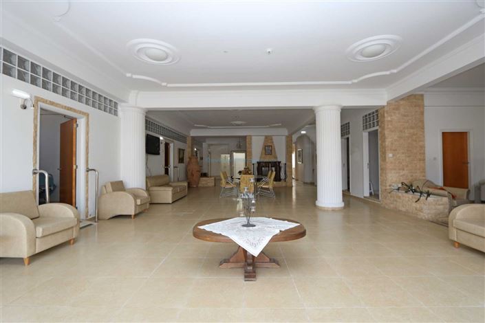 Image No.5-20 Bed Villa / Detached for sale