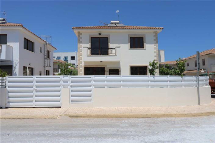 Image No.13-4 Bed Villa / Detached for sale