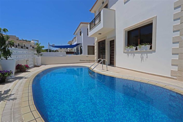 Image No.22-4 Bed Villa / Detached for sale