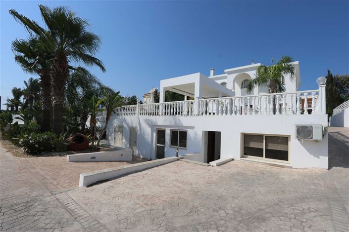 Image No.31-6 Bed Villa / Detached for sale