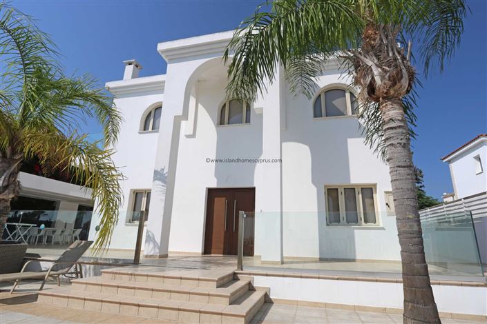 Image No.6-6 Bed Villa / Detached for sale