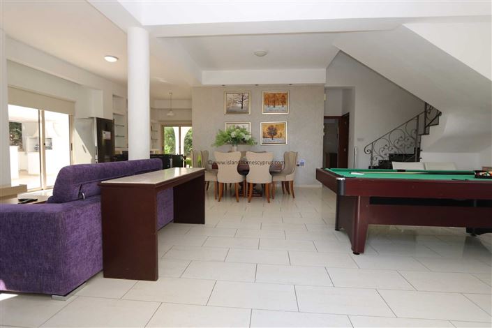 Image No.7-6 Bed Villa / Detached for sale