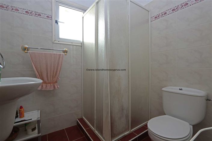 Image No.14-3 Bed Villa / Detached for sale