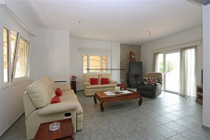 Image No.4-3 Bed Villa / Detached for sale