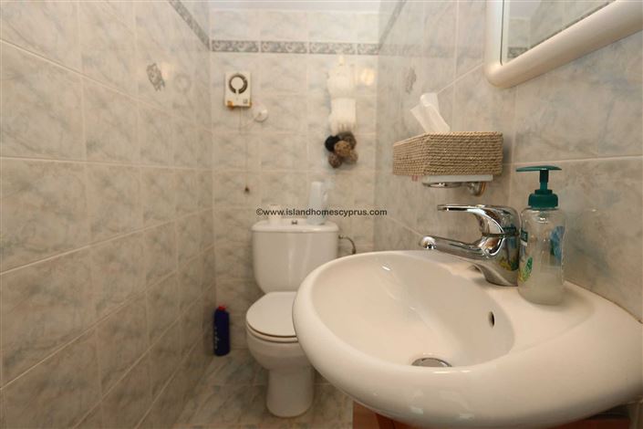 Image No.9-3 Bed Villa / Detached for sale