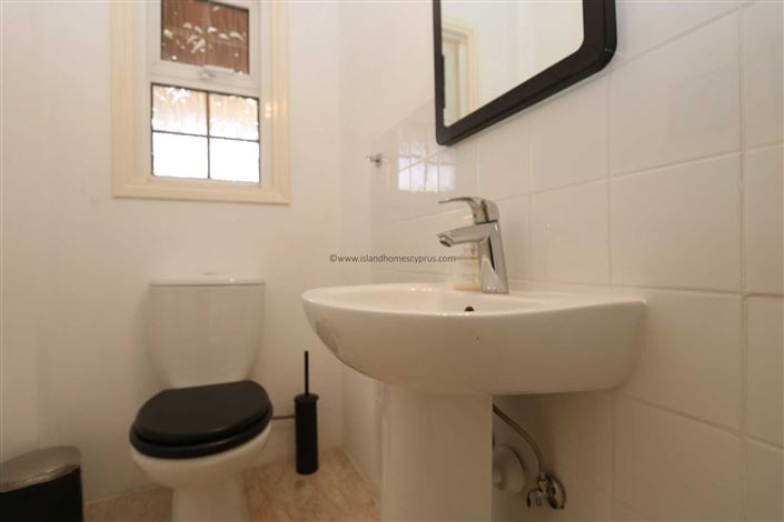 Image No.16-4 Bed Villa / Detached for sale